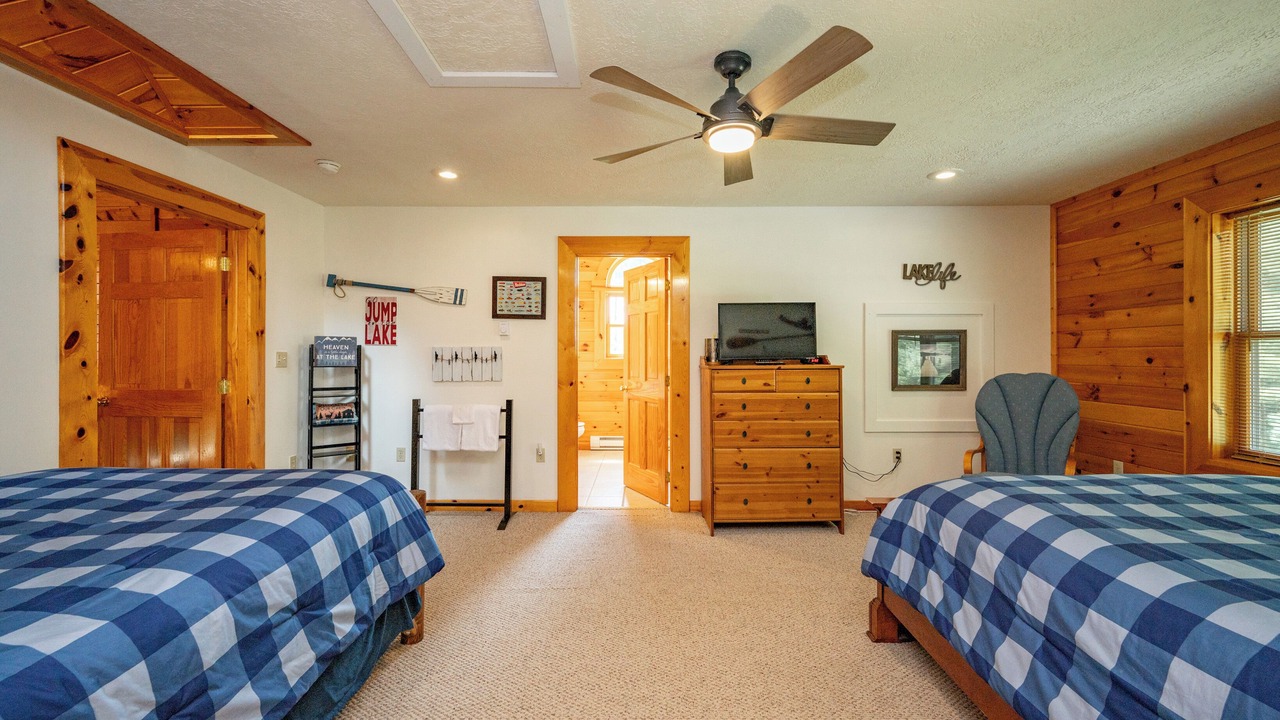 Photo of Bedroom in McHenry