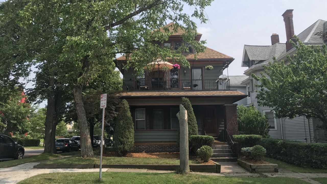 Photo of Others in Lakeview