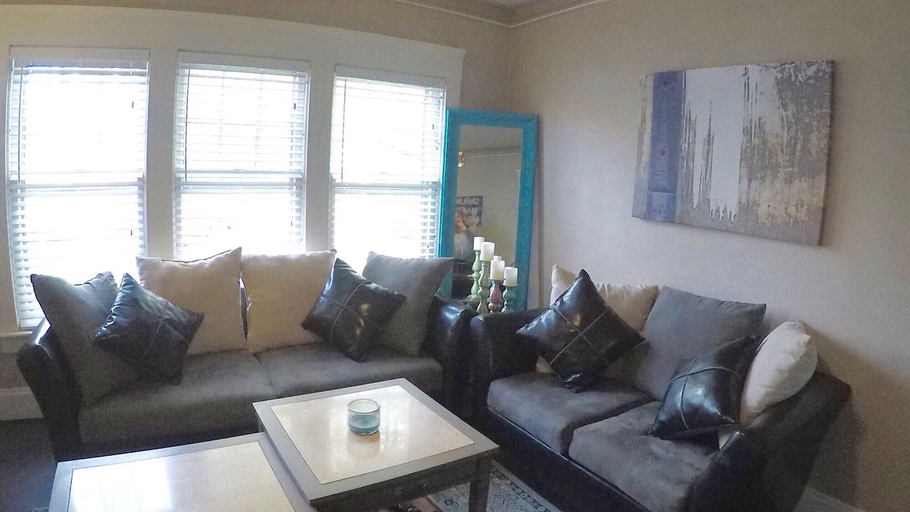 Photo of Bedroom in Lakeview
