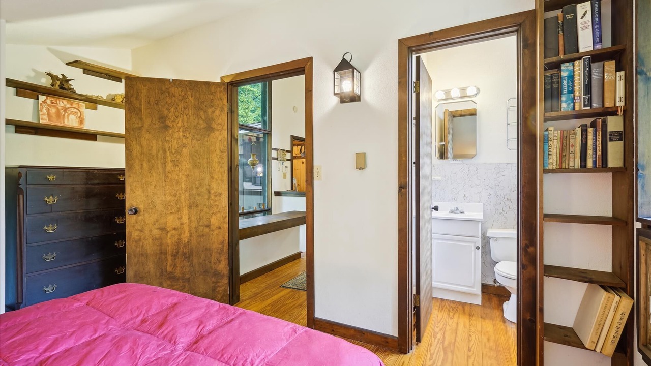 Photo of Bedroom in Pittsfield