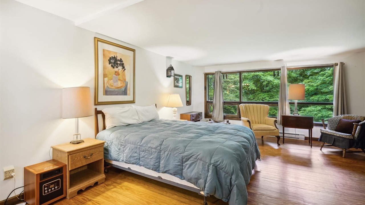 Photo of Bedroom in Pittsfield
