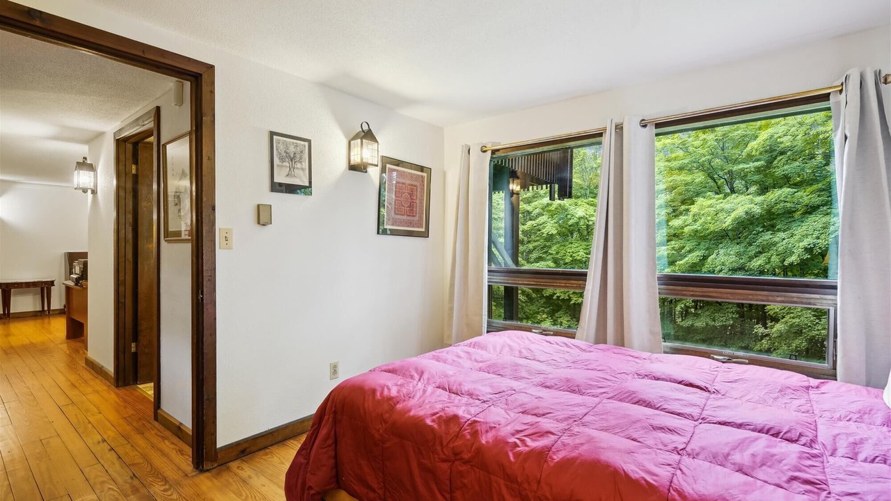 Photo of Bedroom in Pittsfield