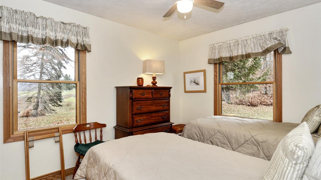 Photo of Bedroom in Old Timberline