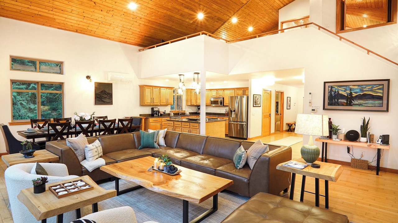 Photo of Livingroom in Maple Falls