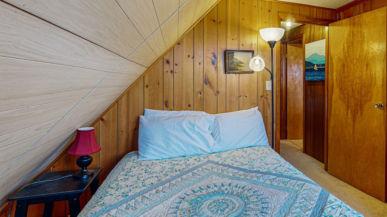 Photo of Bedroom in South Hero