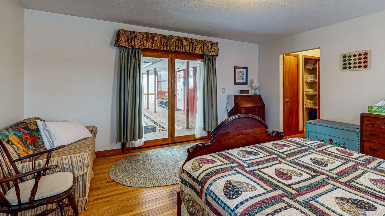 Photo of Bedroom in South Hero