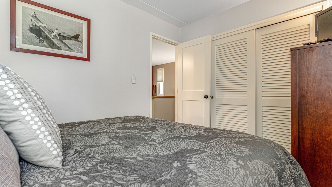 Photo of Bedroom in Warren