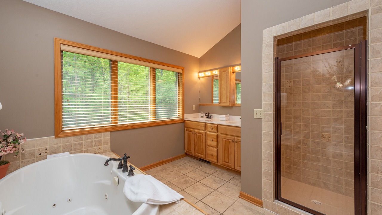 Photo of Bathroom in Thayerville
