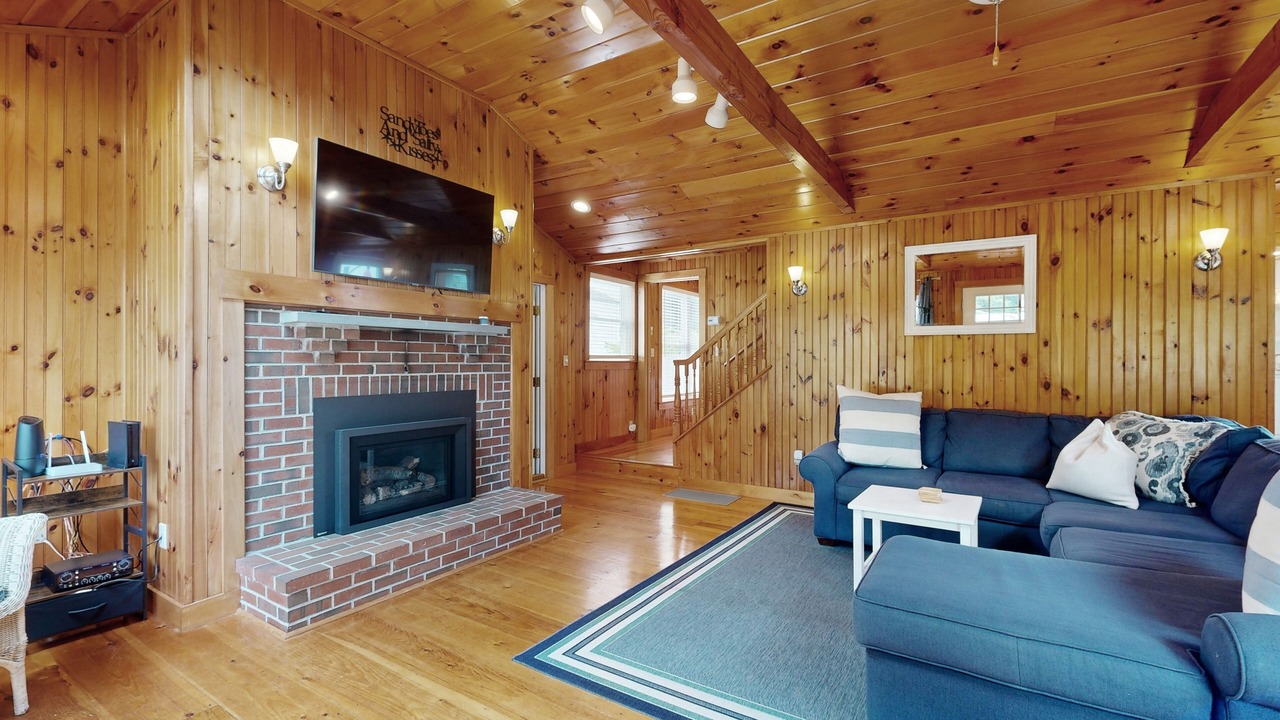 Photo of Livingroom in Ogunquit