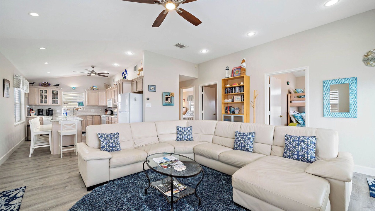 Photo of Livingroom in Galveston