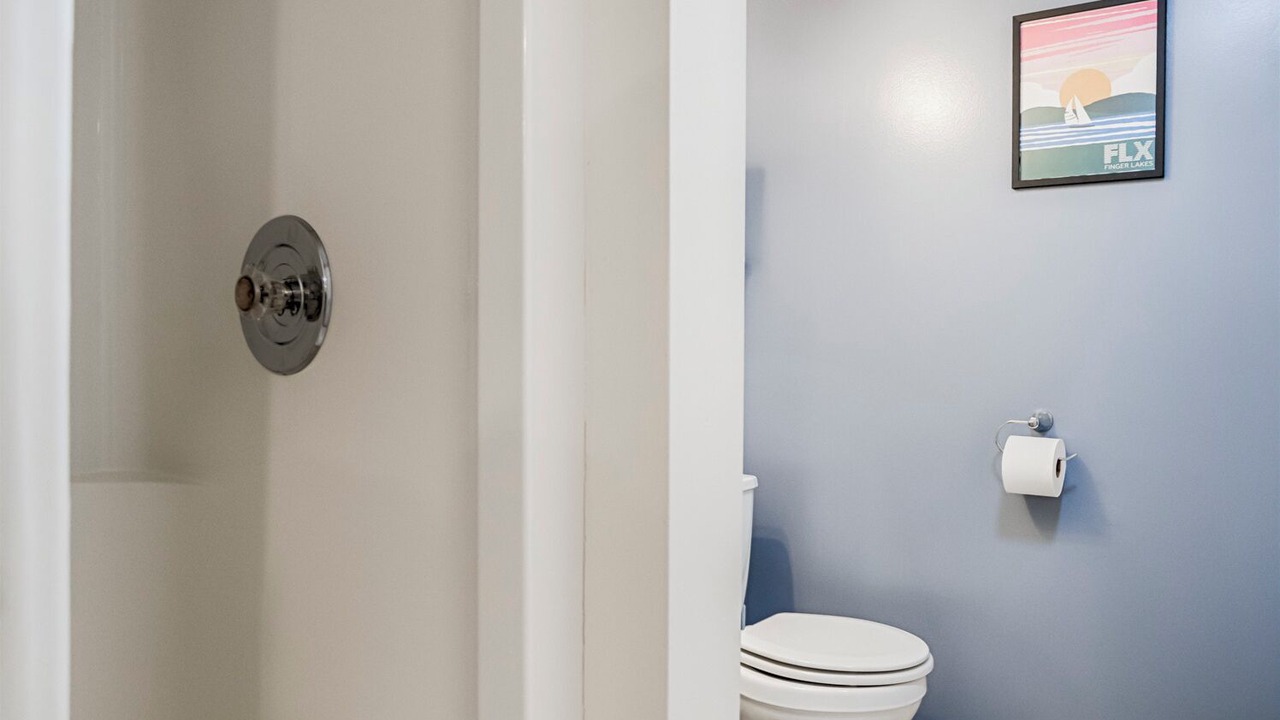 Photo of Bathroom in Lamoreaux Landing