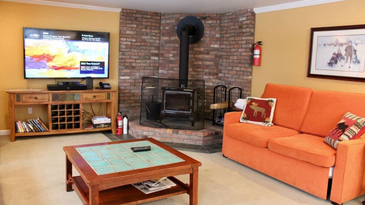 Photo of Livingroom in Central Vermont- Killington