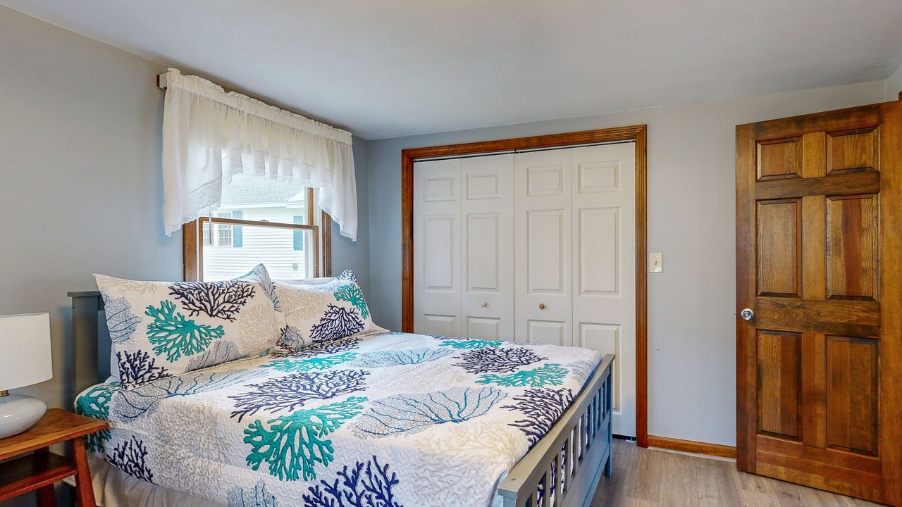Photo of Bedroom in York Beach