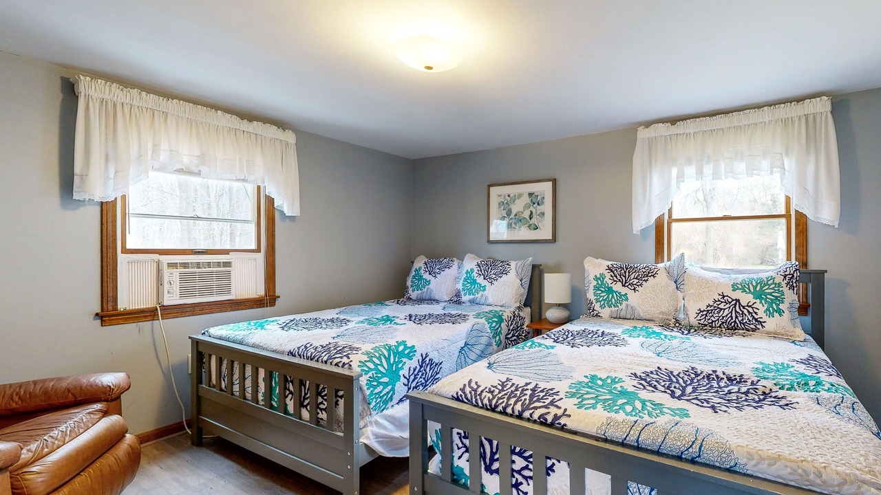 Photo of Bedroom in York Beach
