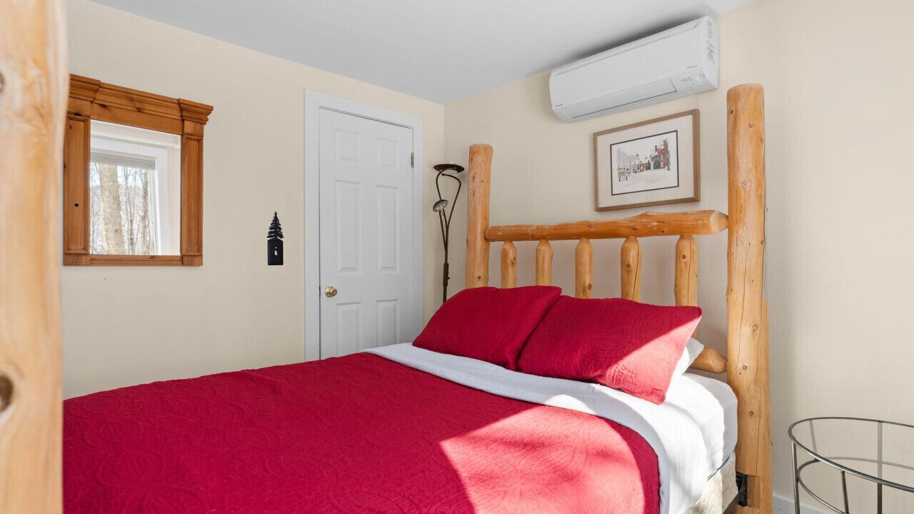 Photo of Bedroom in Central Vermont- Killington
