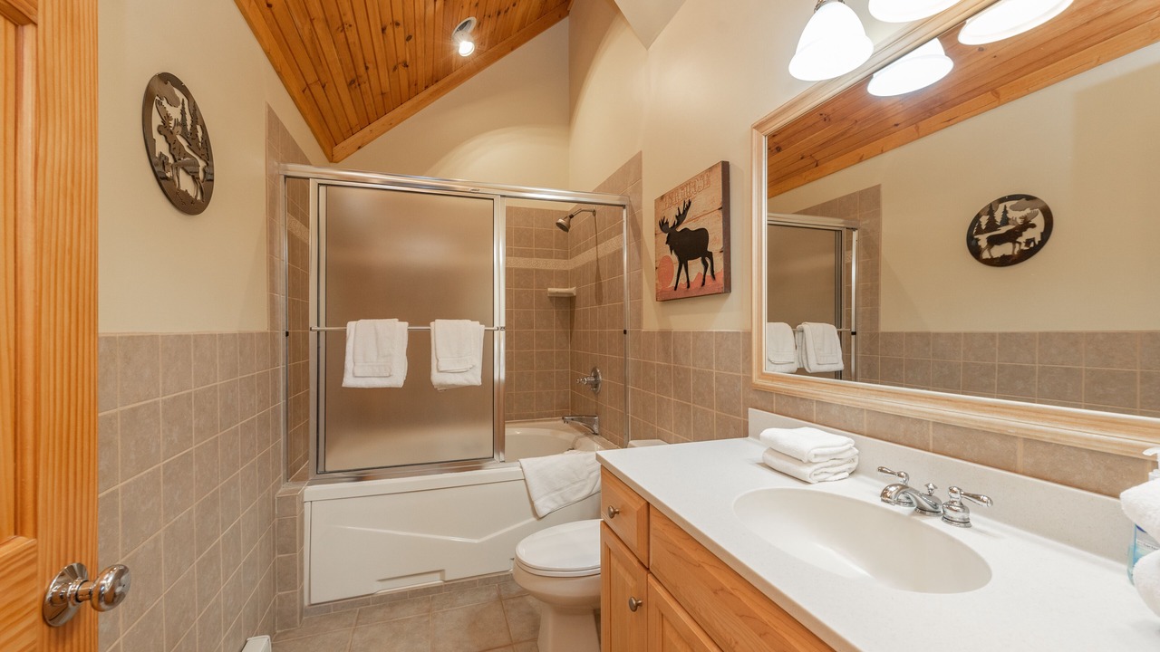 Photo of Bathroom in McHenry