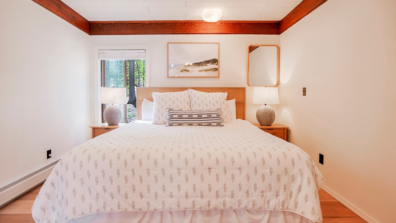 Photo of Bedroom in Valois