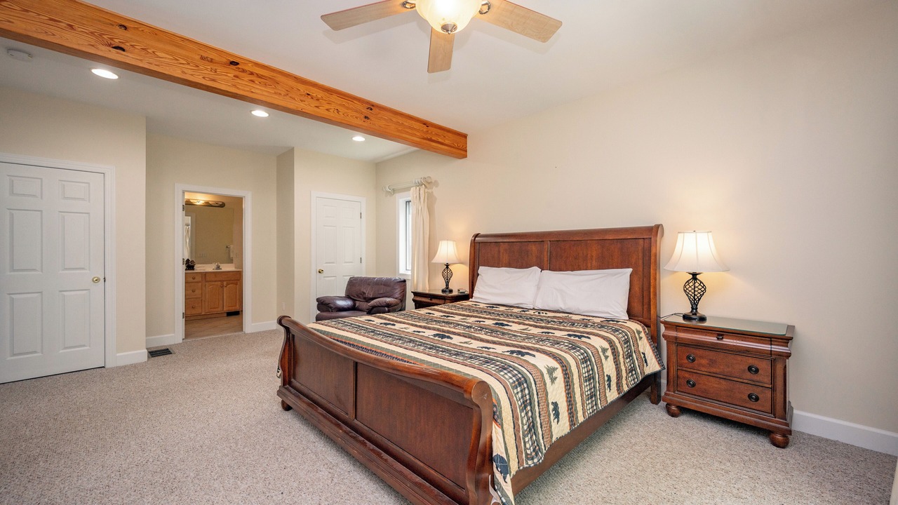 Photo of Bedroom in Thayerville