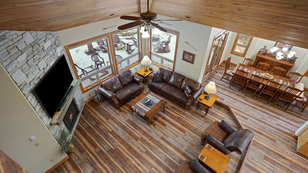 Photo of Livingroom in Sunriver