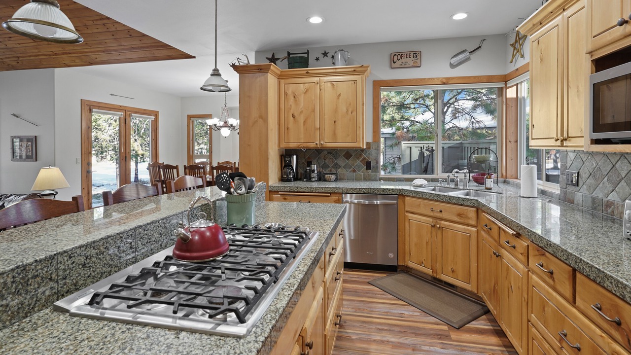 Photo of Kitchen in Sunriver