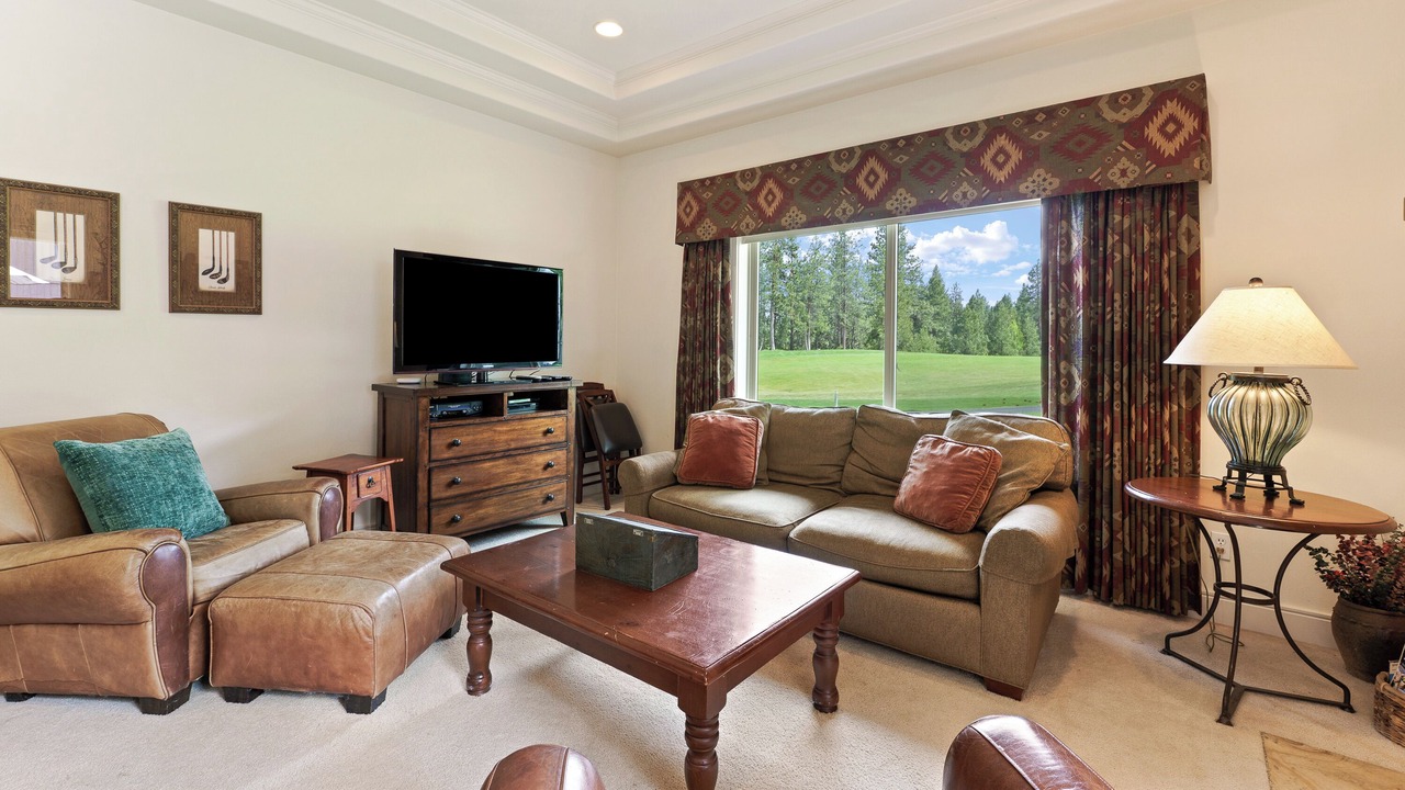 Photo of Livingroom in Broken Top