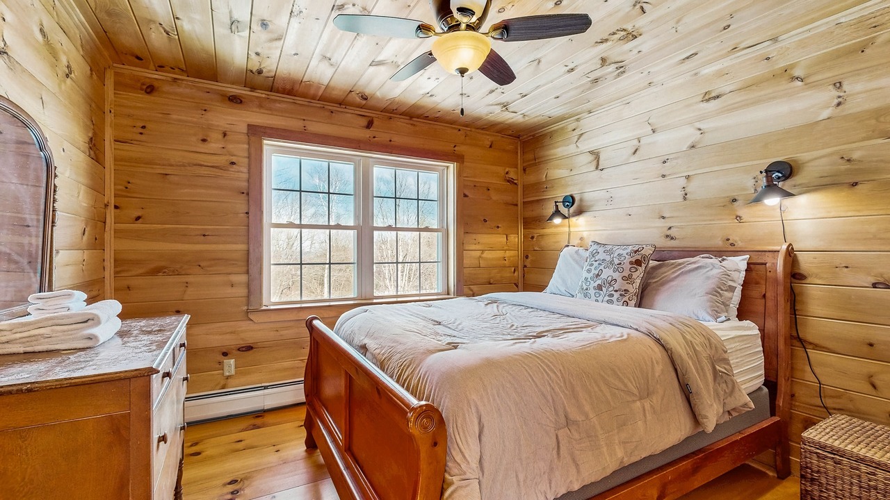 Photo of Bedroom in Ludlow