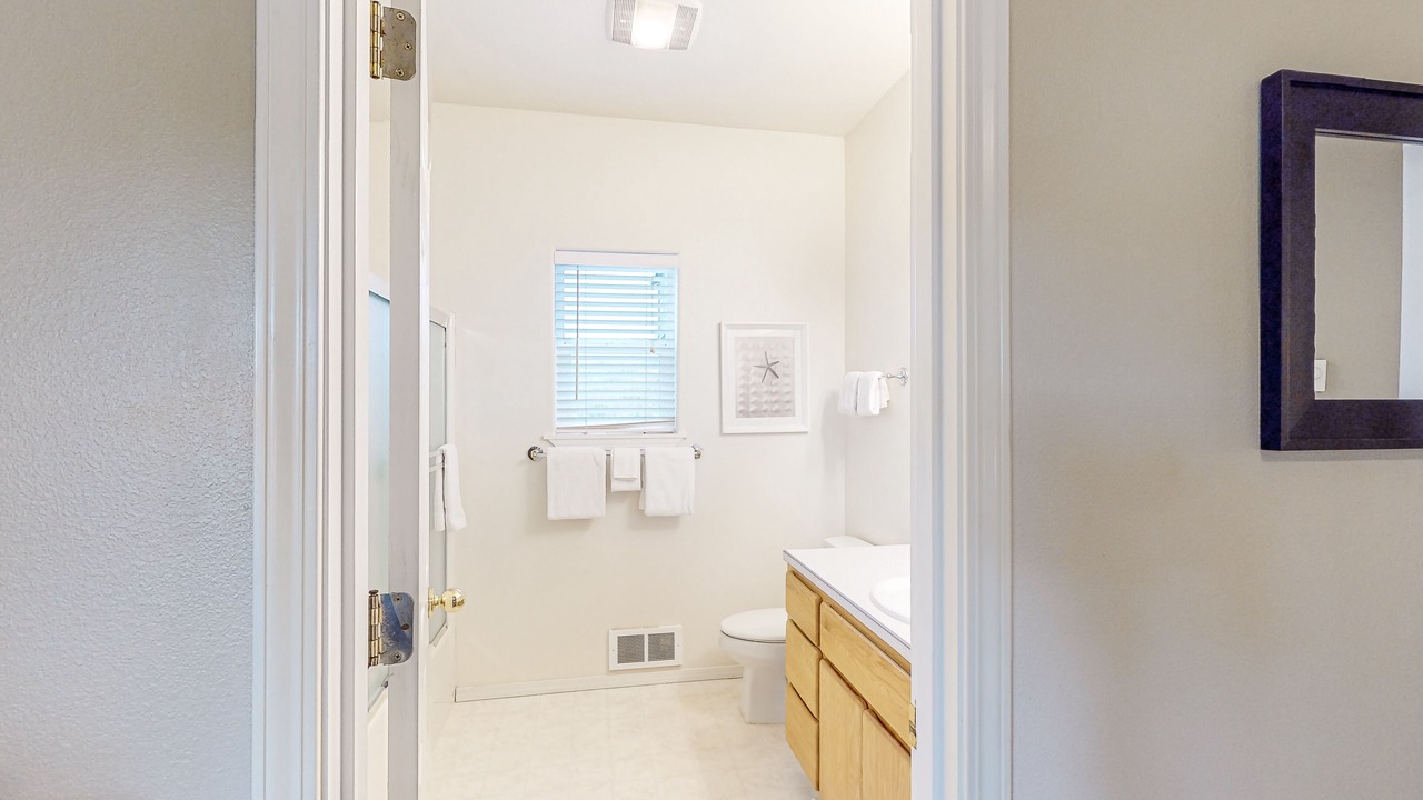 Photo of Bathroom in Kiwanda Shores