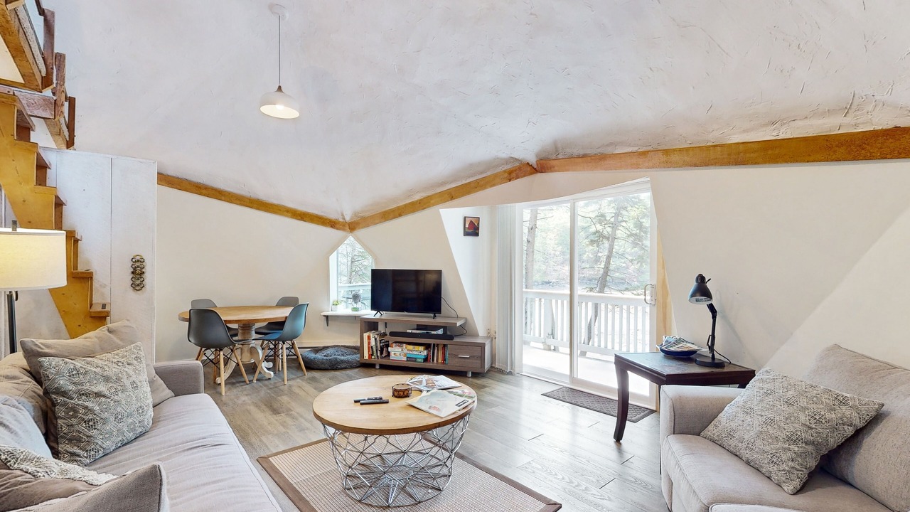 Photo of Livingroom in Boothbay