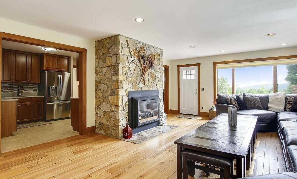 Photo of Livingroom in Stowe Area