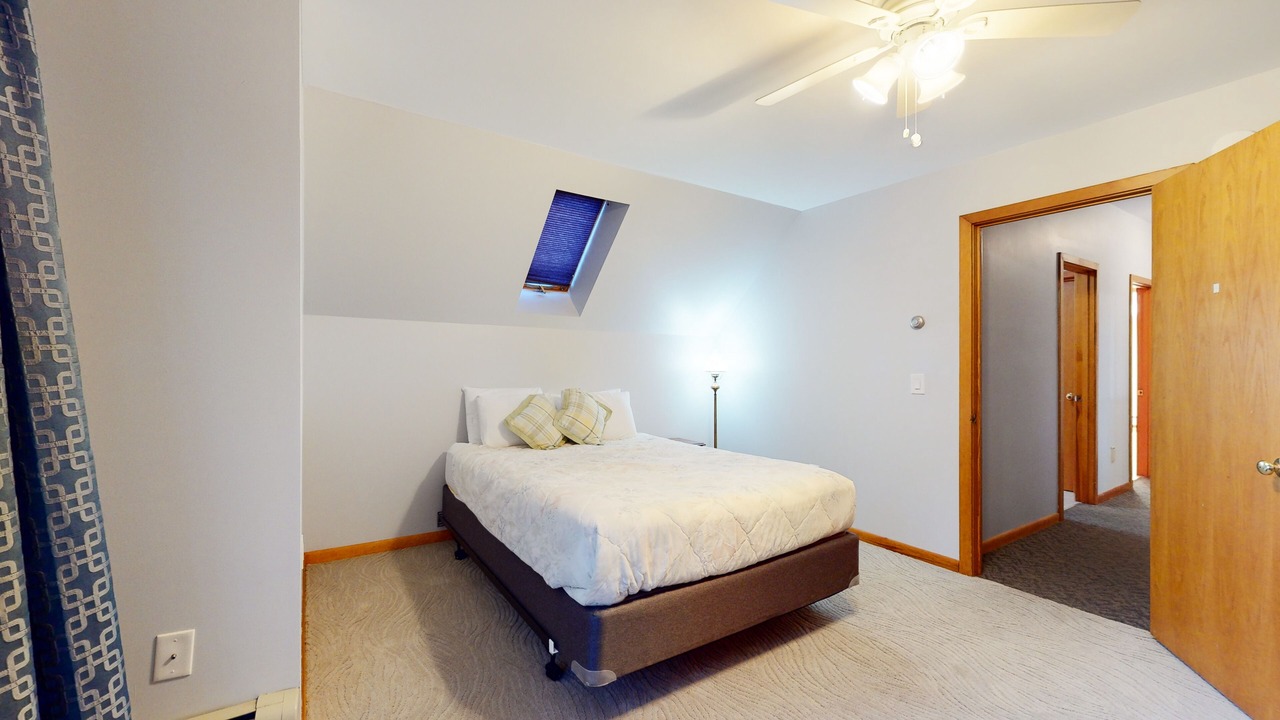 Photo of Bedroom in Malletts Bay