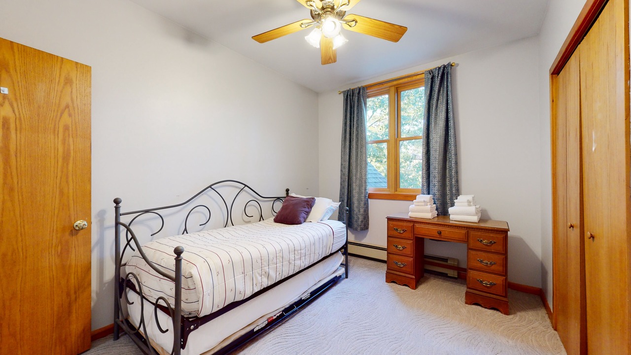 Photo of Bedroom in Malletts Bay