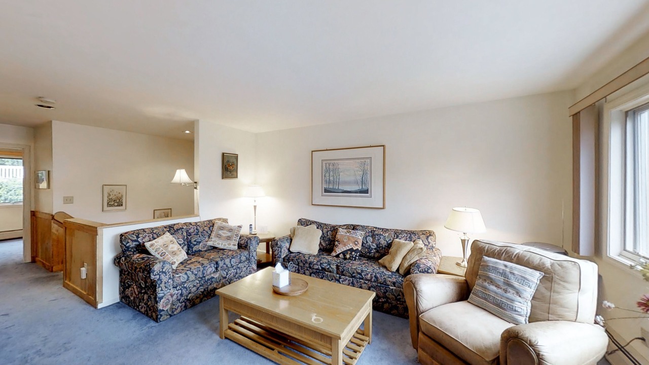 Photo of Livingroom in Stowe Area