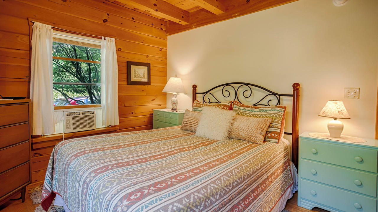 Photo of Bedroom in Hector