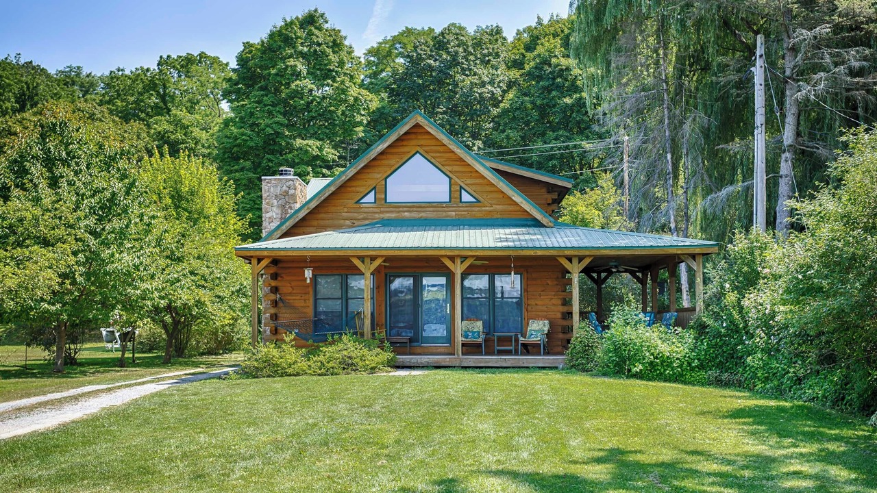 Photo of Outdoor in Hector