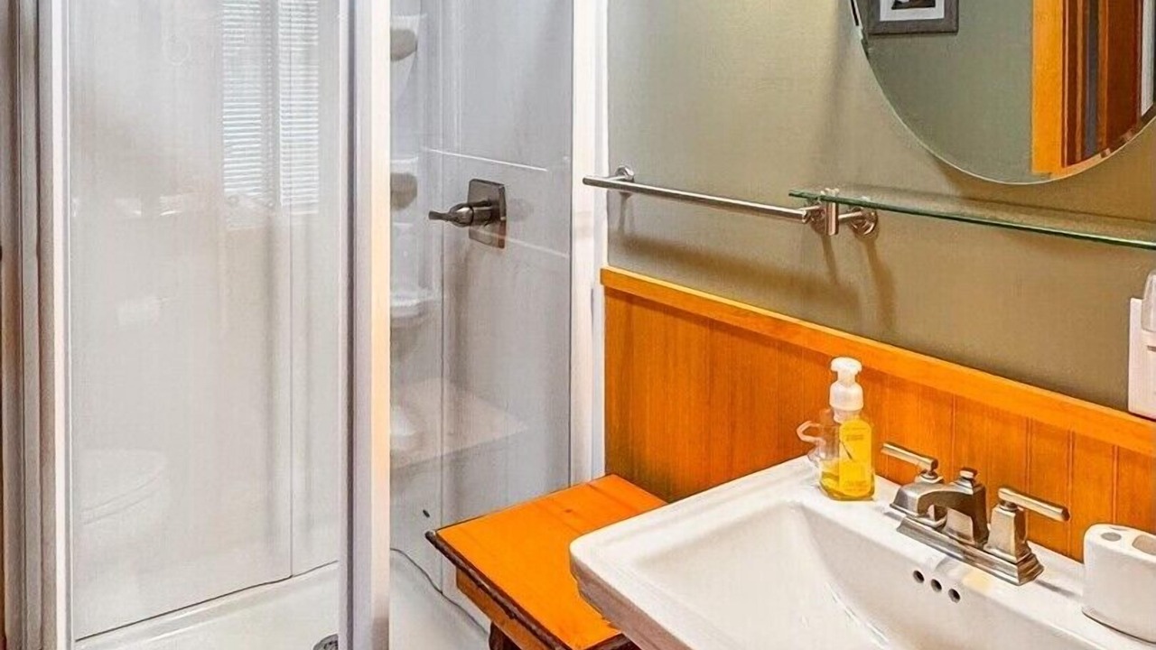 Photo of Bathroom in Inlet