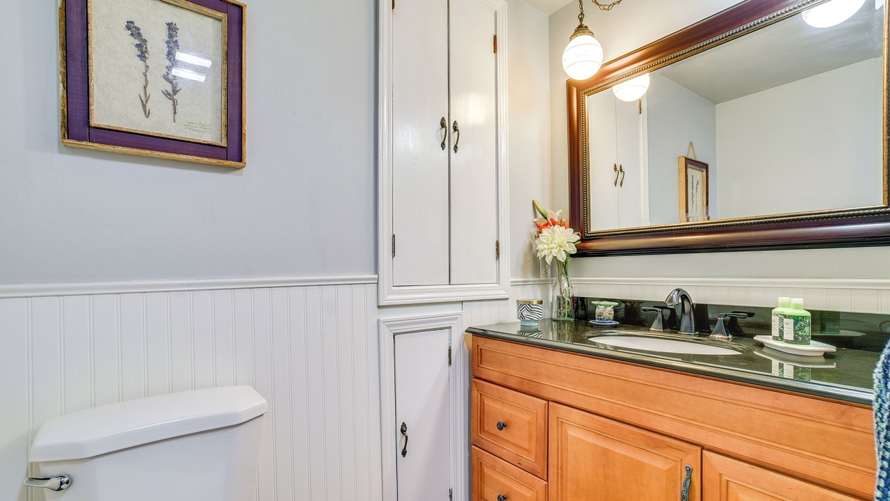 Photo of Bathroom in Naples