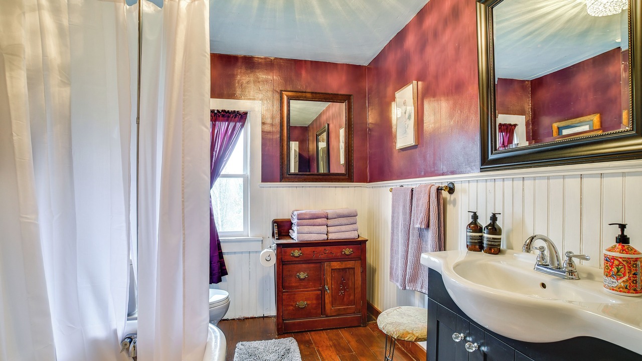 Photo of Bathroom in Naples