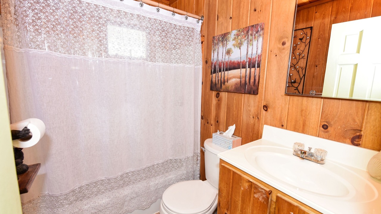 Photo of Bathroom in Eidelweiss Village