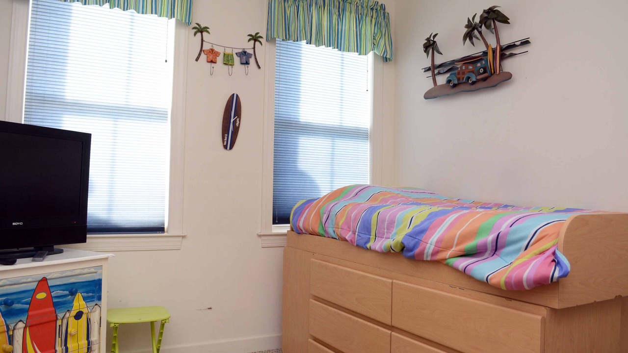 Photo of Bedroom in Sunset Island