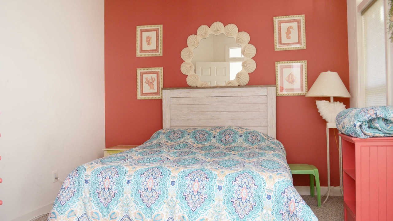 Photo of Bedroom in Sunset Island