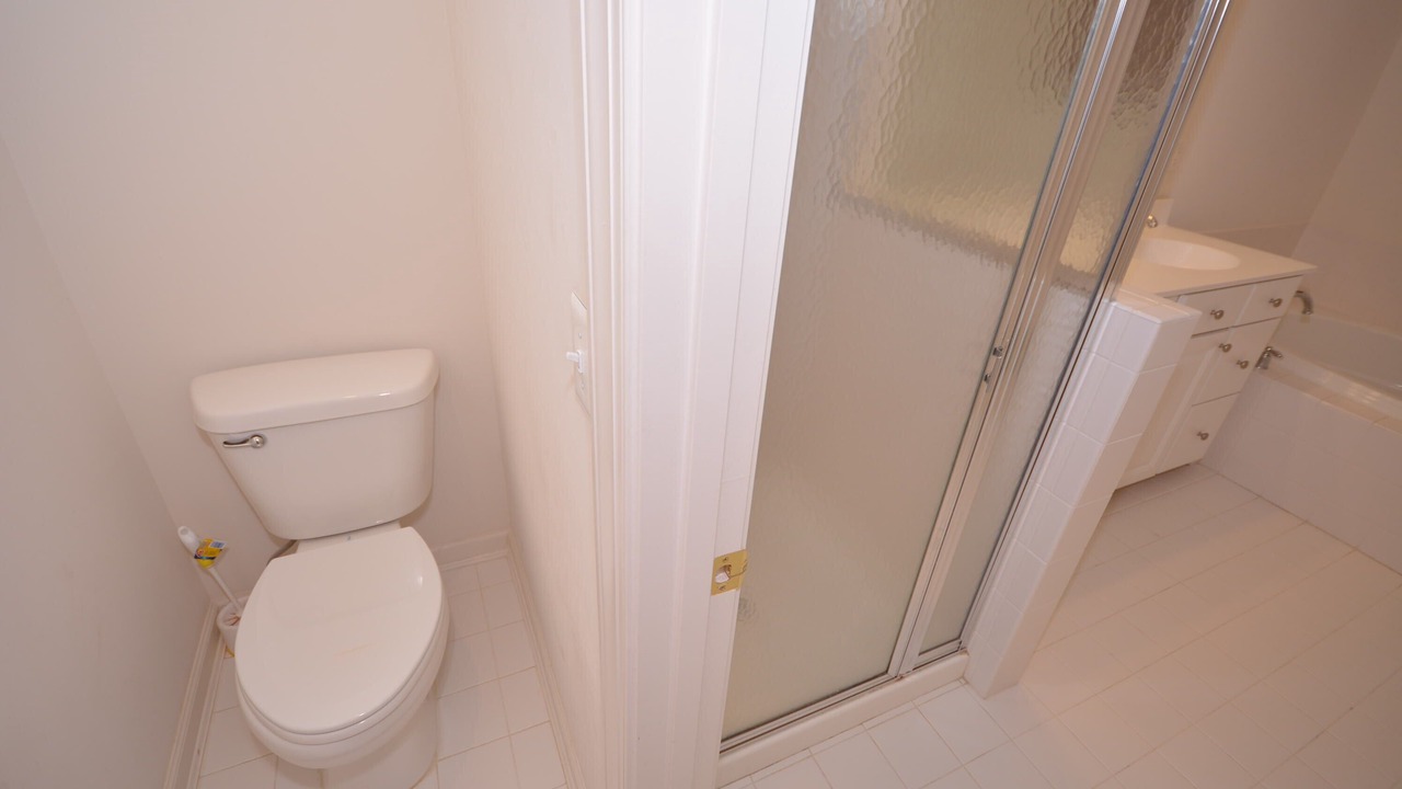 Photo of Bathroom in Sunset Island