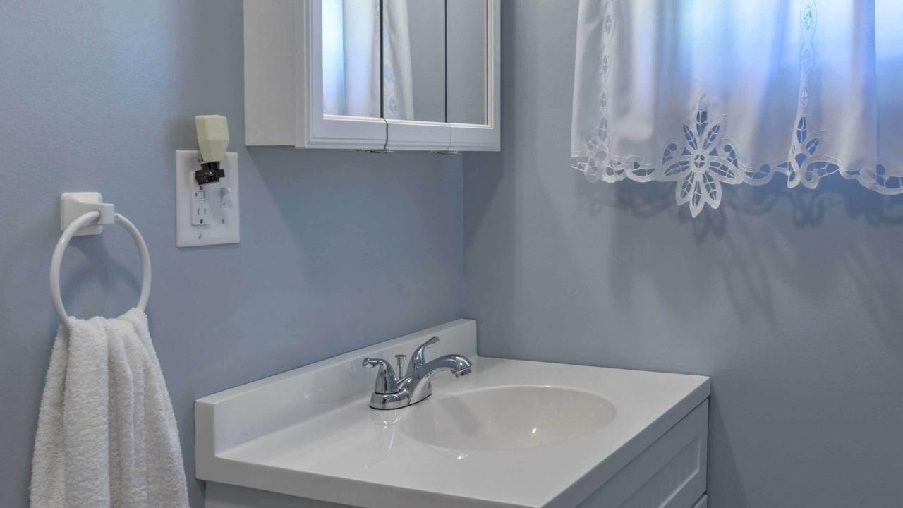 Photo of Bathroom in Mayfield