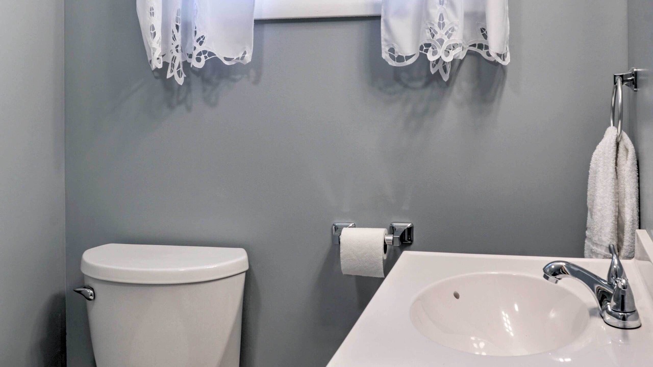 Photo of Bathroom in Mayfield