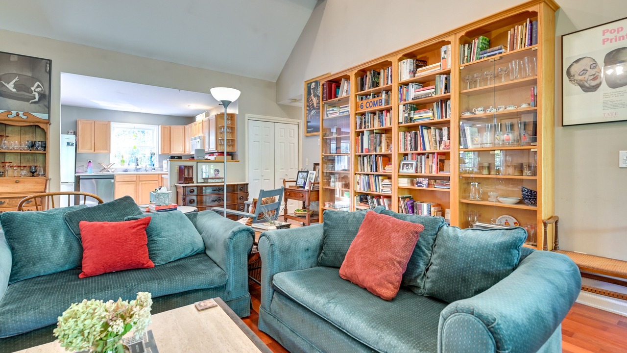 Photo of Livingroom in Schuylerville