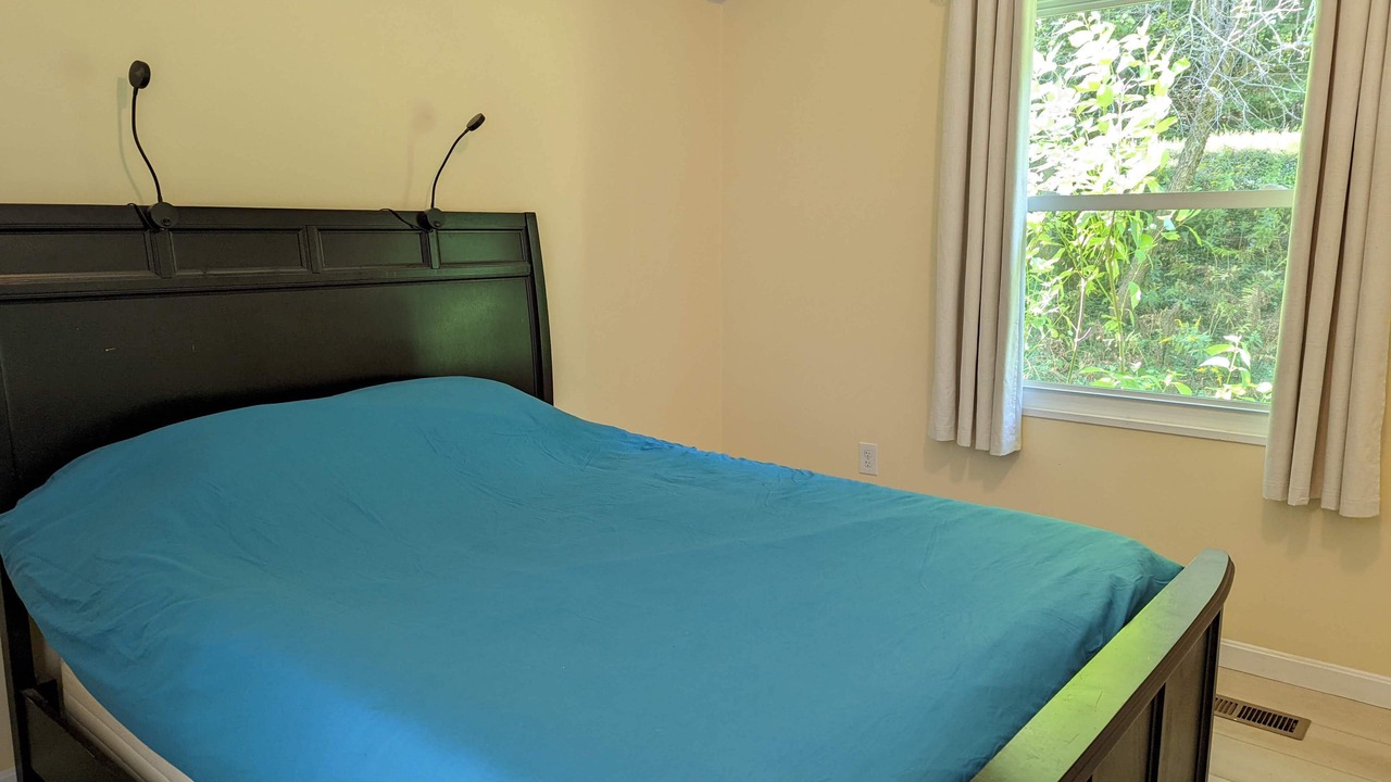 Photo of Bedroom in North Pomfret