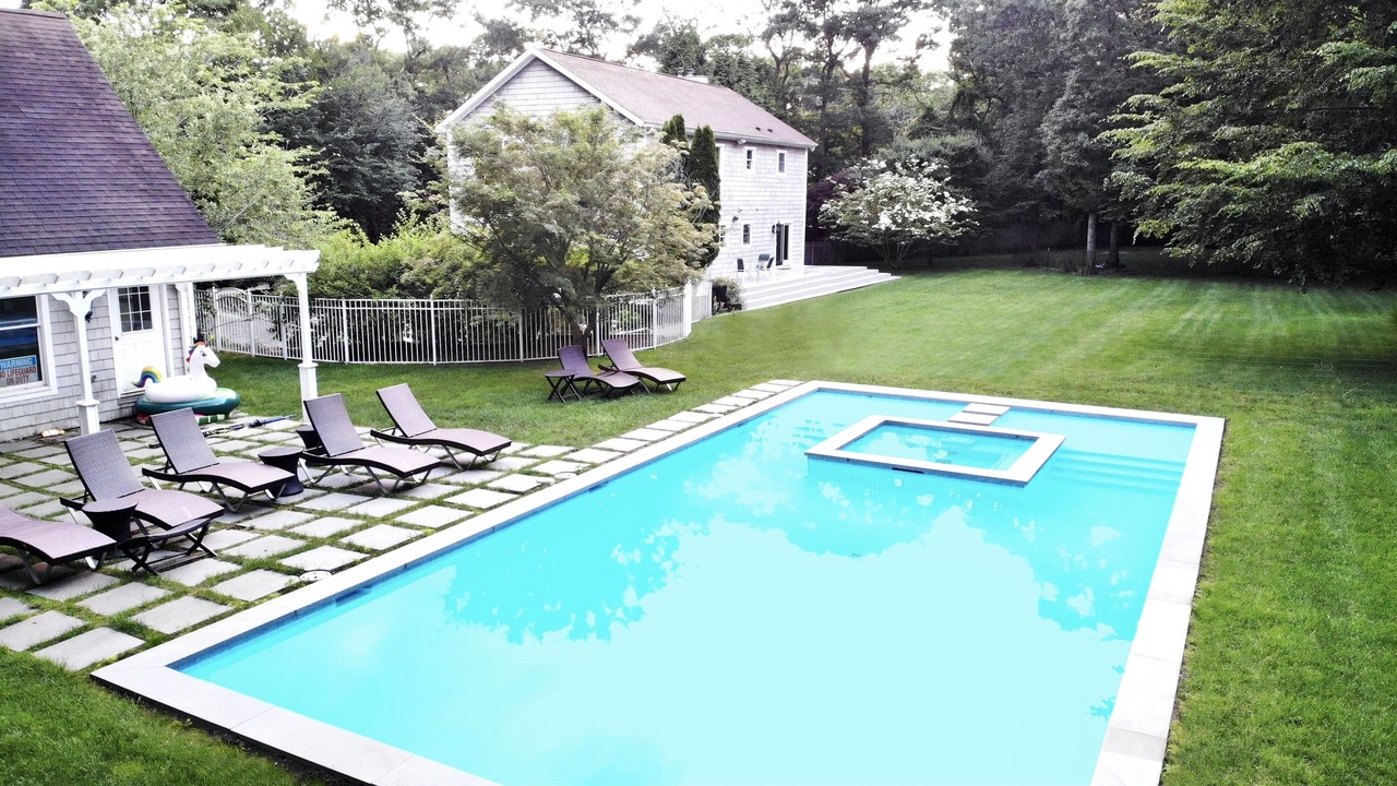 Photo of Outdoor in East Hampton North