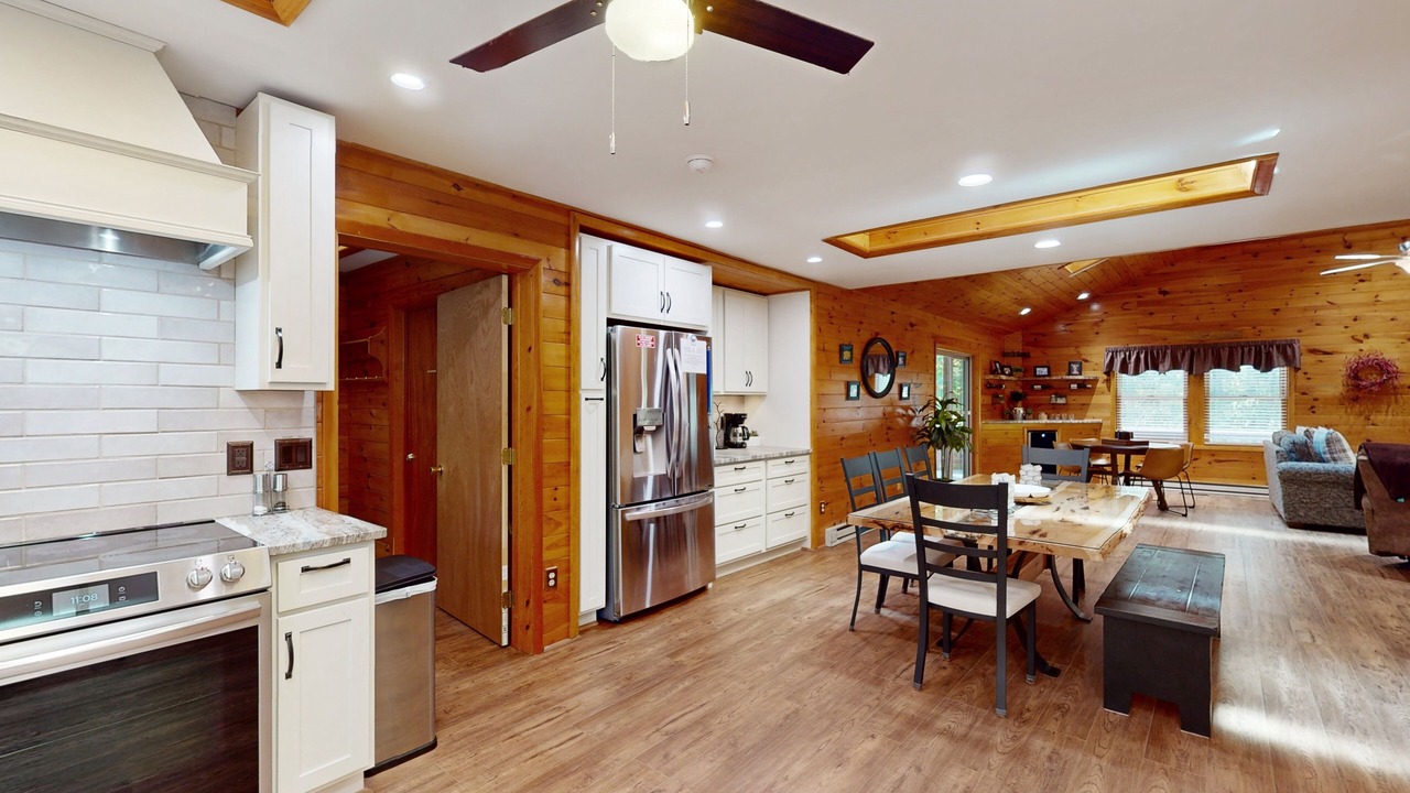 Photo of Kitchen in McHenry