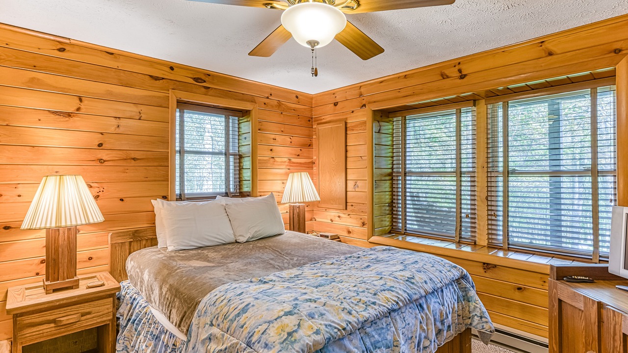 Photo of Bedroom in McHenry