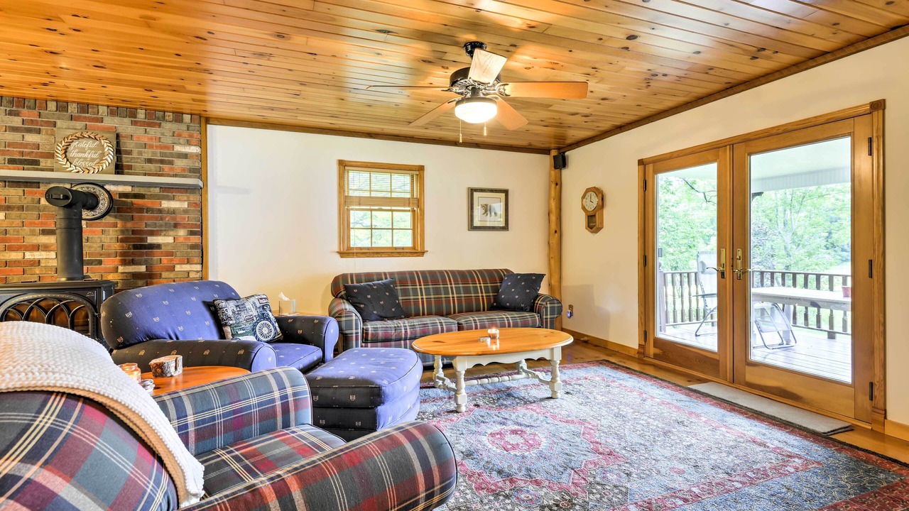 Photo of Bedroom in Thompson