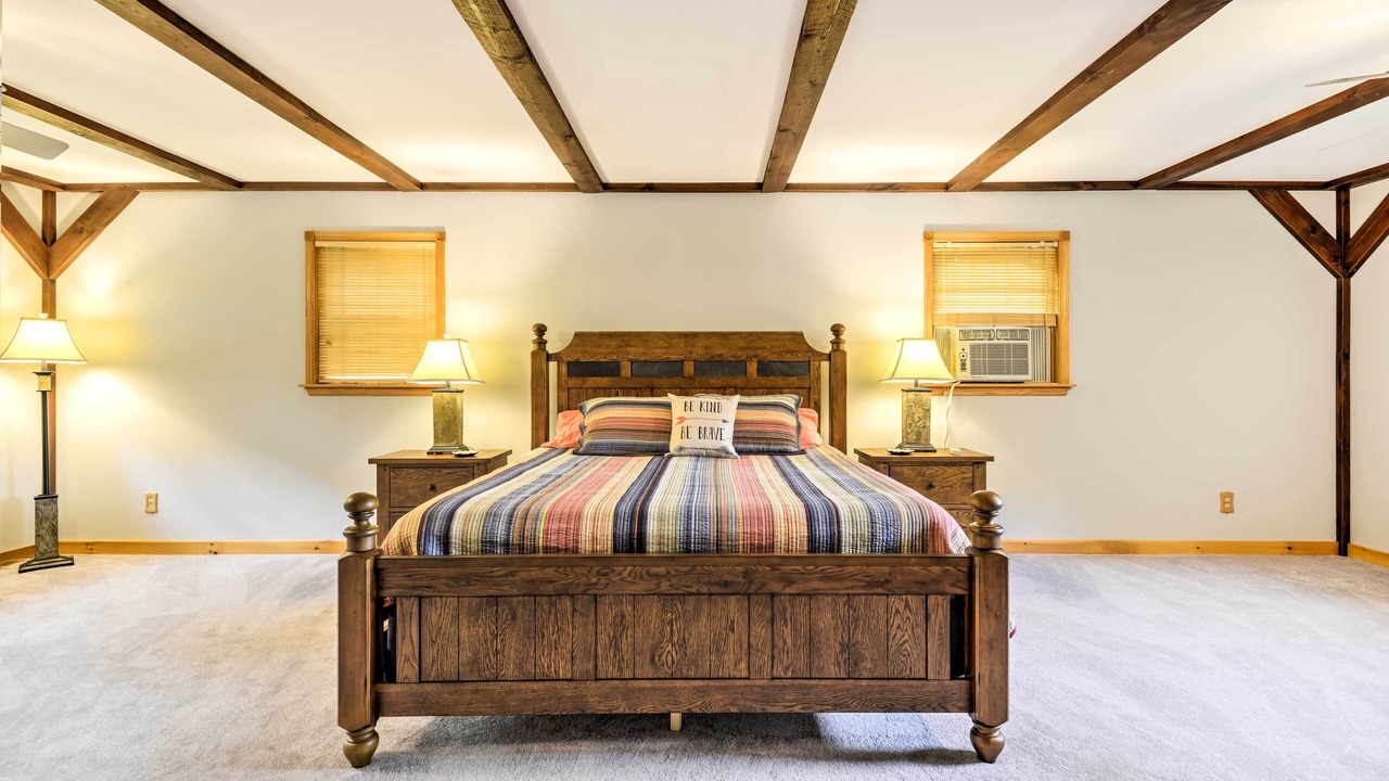 Photo of Bedroom in Thompson